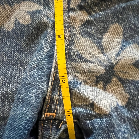 We The Free Good Luck Barrel: Laser Daisy. Size 25 - Picture 7 of 8